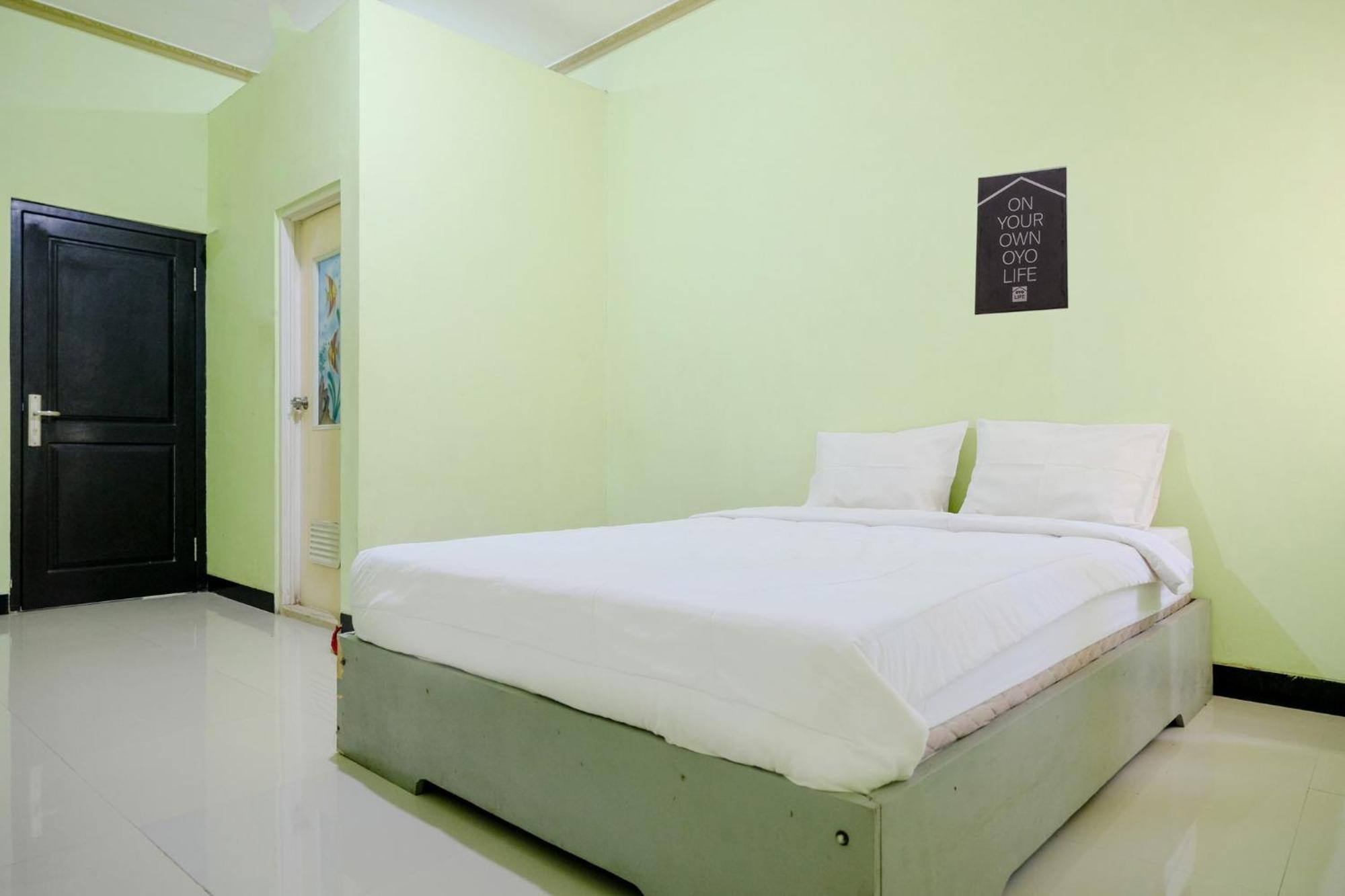 Oyo Life 2508 Alba Suites Homestay Syariah Tulungagung Exterior foto